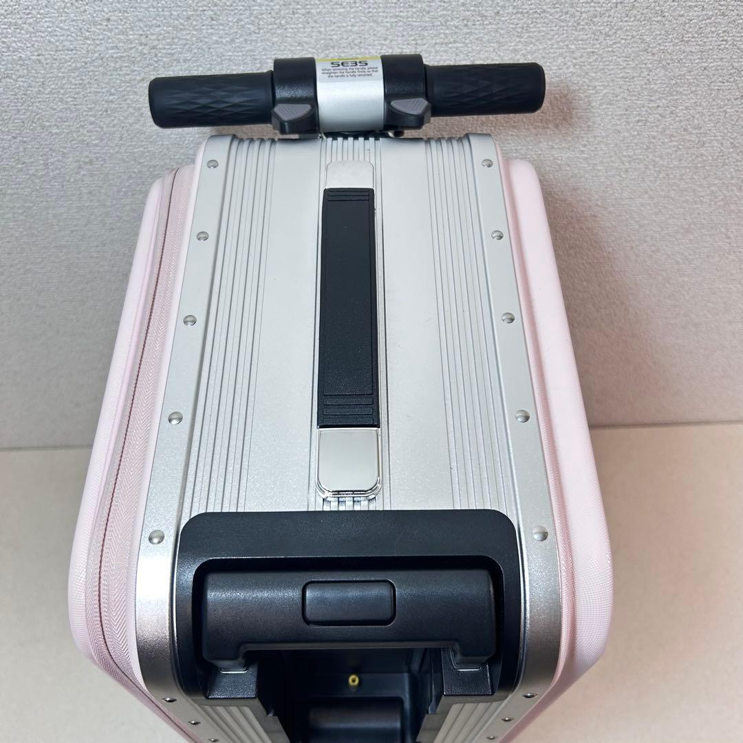【ほぼ未使用】乗れるキャリーケース　Airwheel ROBOT SE3S
