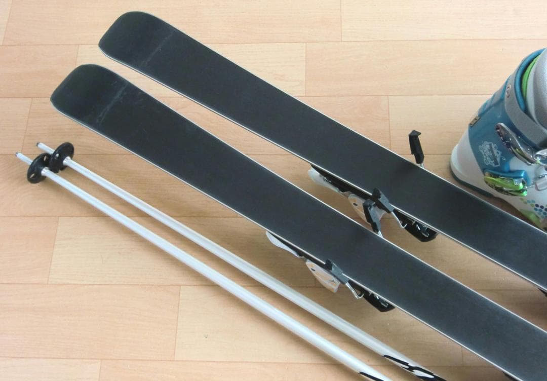 ■12月・1月限定■送料無料■アトミック■女性用スキーセット■152/25.5■