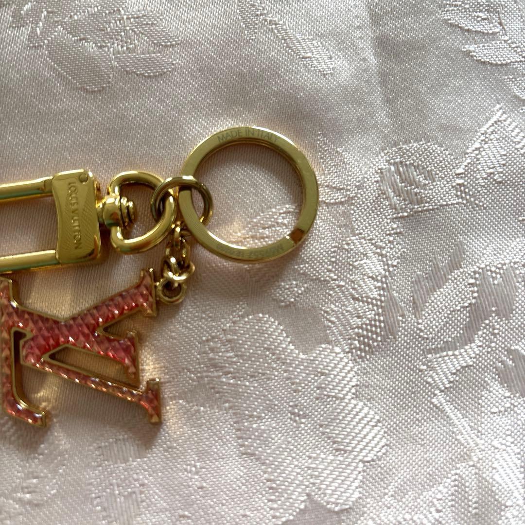ルイママです ルイヴィトン キーホルダー ポールト クレLVナノグラム