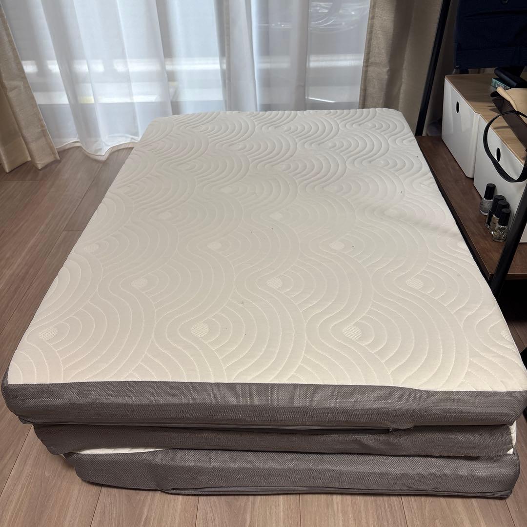 【テンピュール】シングル 三つ折りマットレス 定価82500円