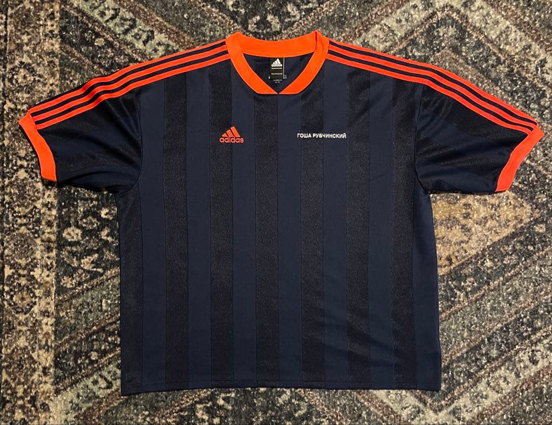 adidas Gosha Rubchinskiy Tシャツ ネイビー/オレンジ