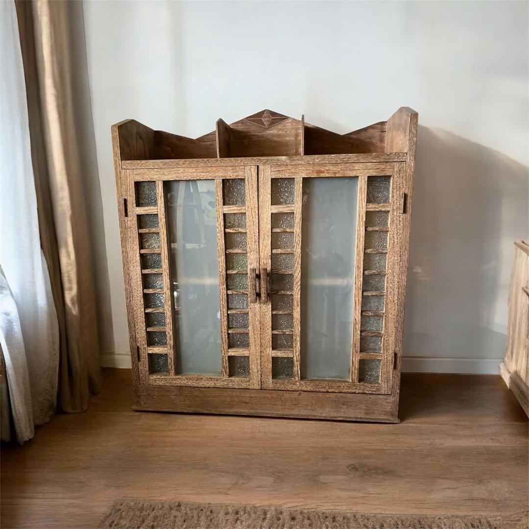 古道具 箪笥 アンティーク　キャビネット　本棚　ラック　飾り棚