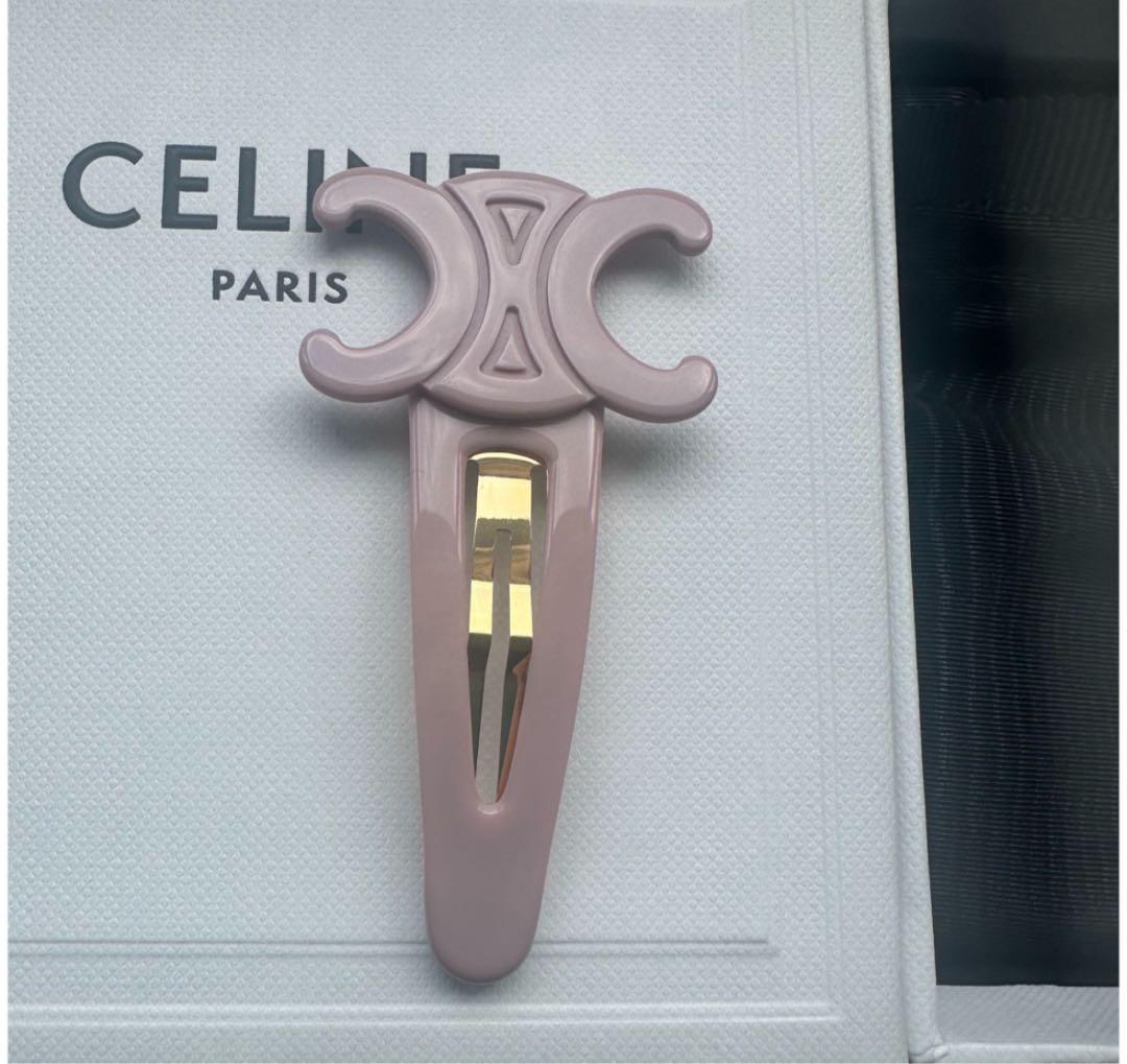 CELINEラージ スナップ ヘアクリップ
