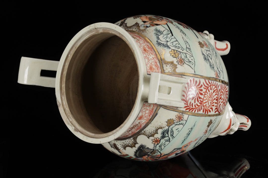 薩摩焼 丸十字家紋 金襴手色絵金彩 武者人物図 獅子摘 三足香炉 特大62cm