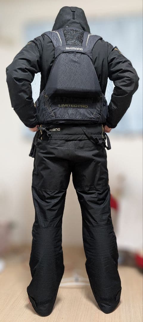 RB-113V シマノ ネクサス ゴアテックス ウォームスーツGORE-TEX