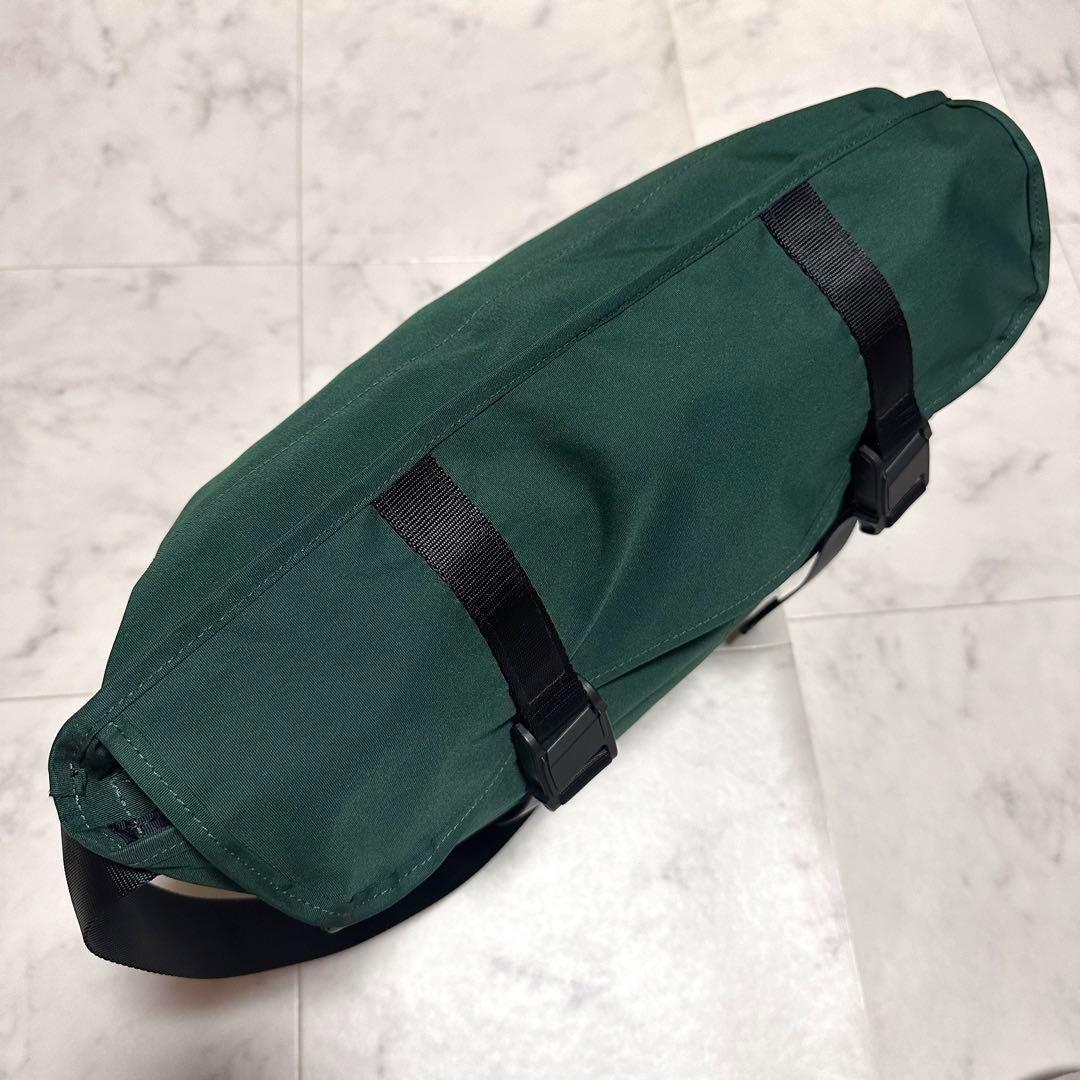 美品✨アミアカルヴァ メッセンジャーバッグ ARTIFICIAL FIBER 緑