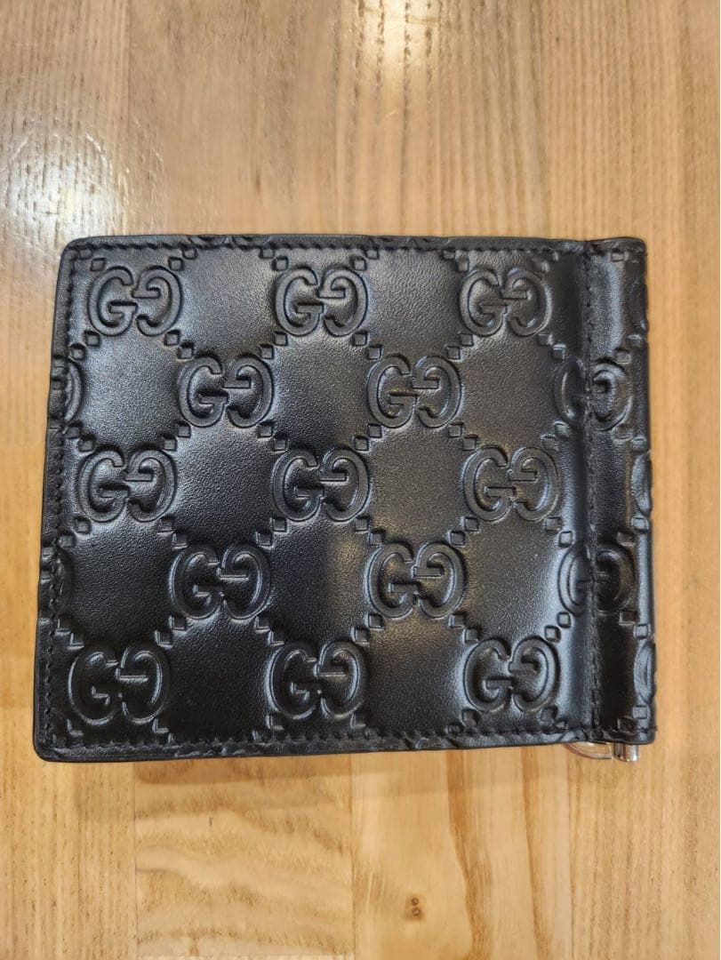 \"美品\"GUCCI ブラック GGパターン マネークリップ