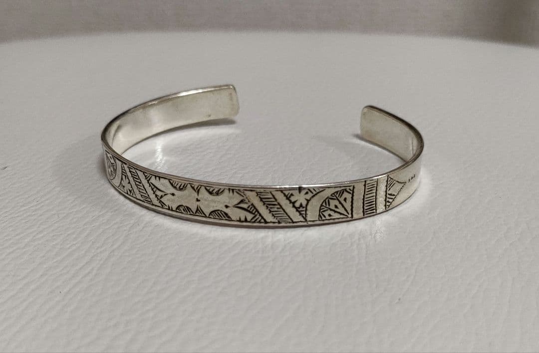 トゥアレグ　シルバー　バングル　ブレスレット　極美品3