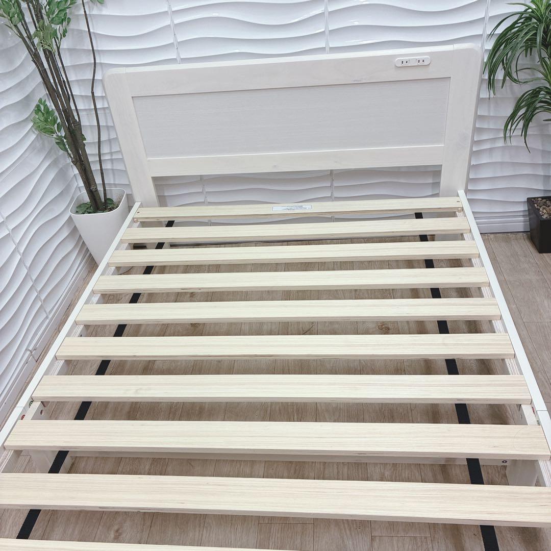 ◇大阪府 神戸市 配達料無料！◇ニトリ◇すのこベッド◇コンセント付き◇セミダブル