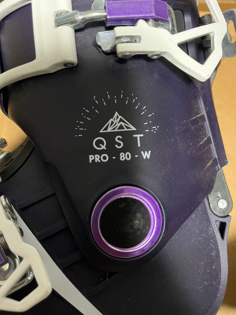 Salomon QST PRO 80 W 女性用スキーブーツ