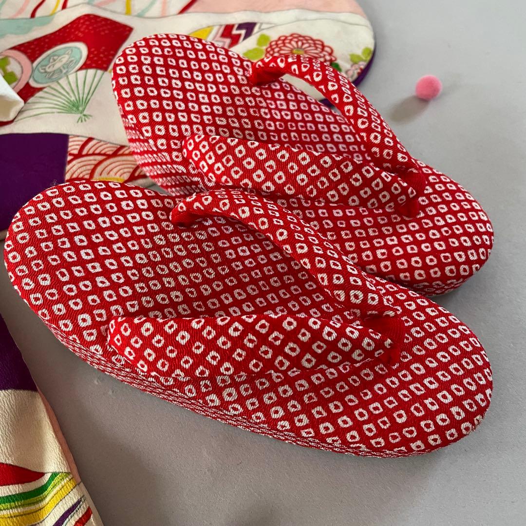 七五三　３歳　女の子　正絹　アンティークお着物　セット　正絹白地の被布コーデ