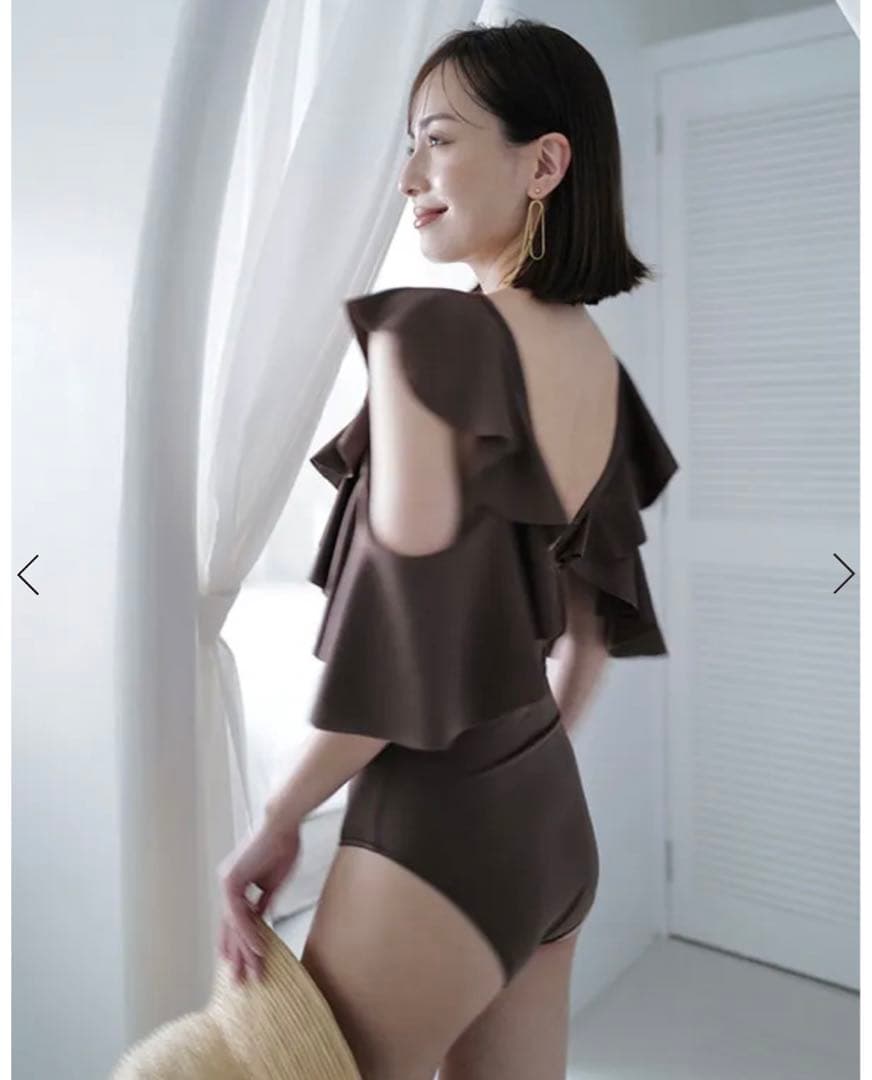 anuans フリルスリーブワンピーススイムウェア ブラウン