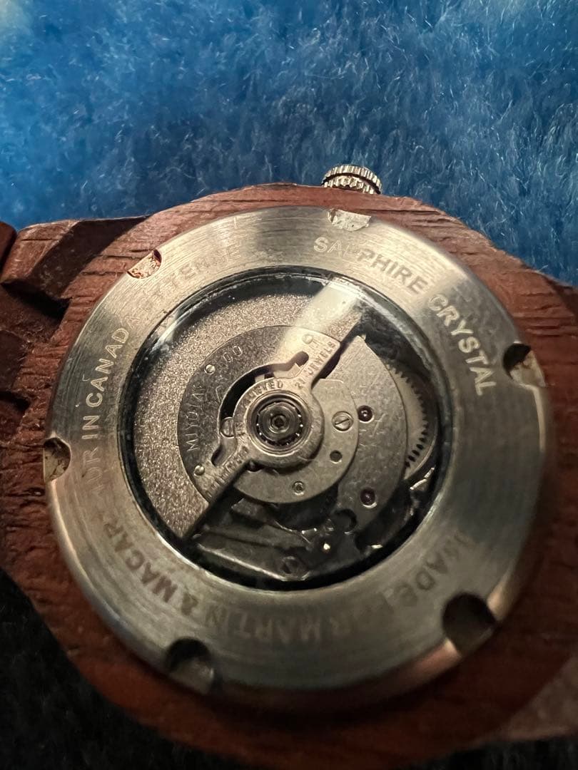 HAWAII ウッドアナログ腕時計 デイト付き