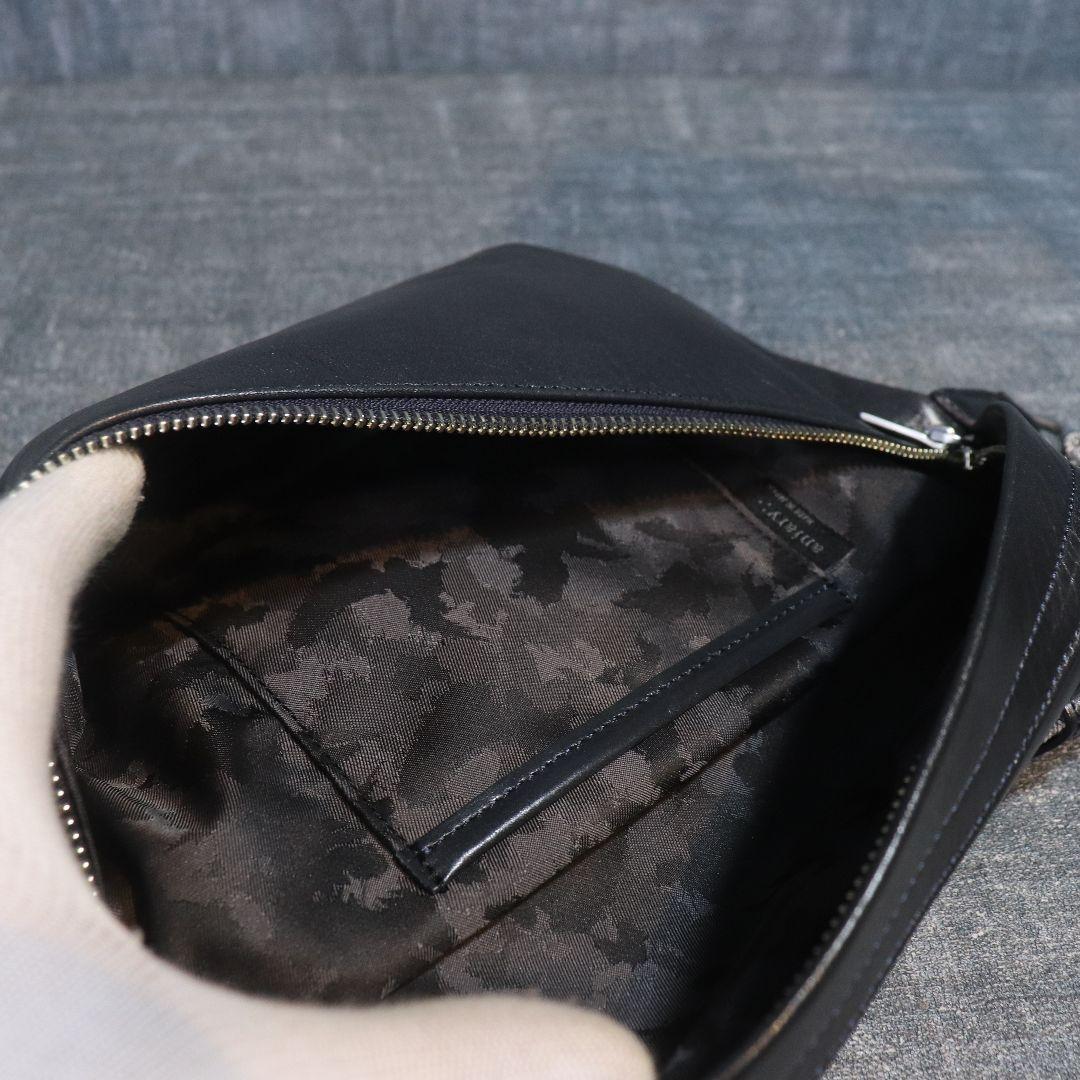 未使用級 アニアリ ボディバッグ アンティークレザー