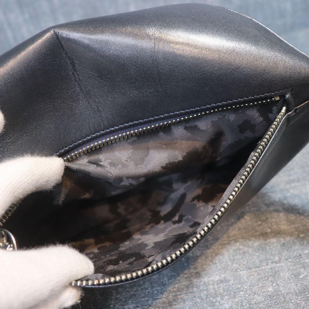 未使用級 アニアリ ボディバッグ アンティークレザー