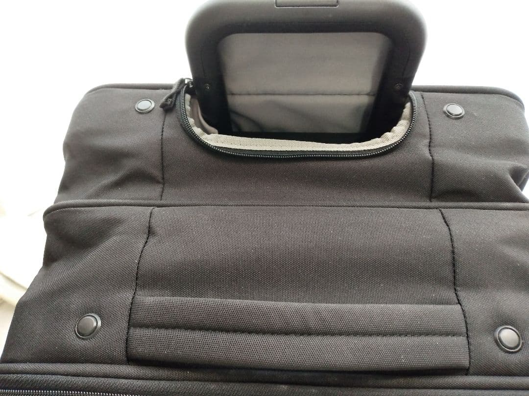 【廃盤品】無印良品　半分の厚みで収納できるソフトキャリーケース　S