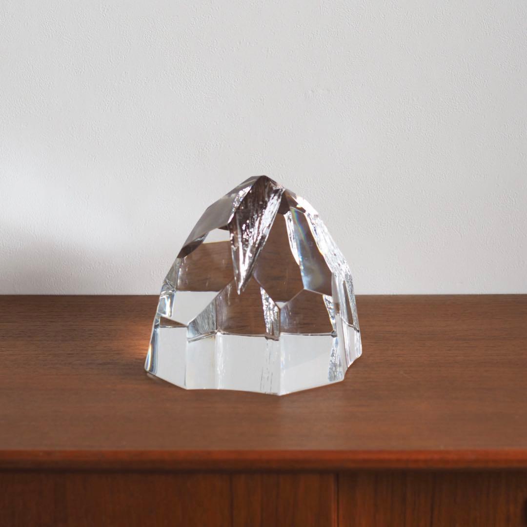 氷のオブジェ　クリスタル