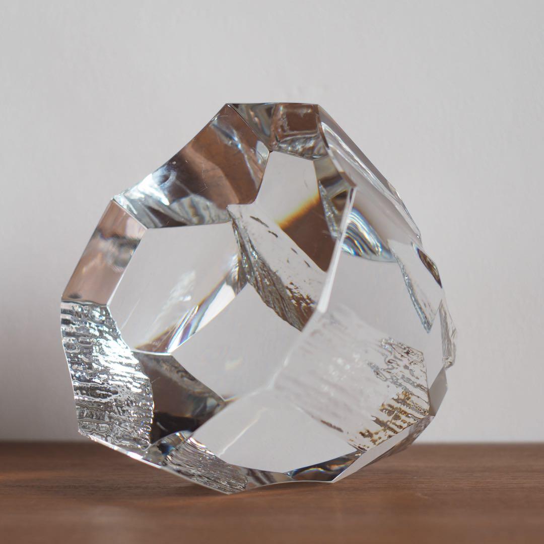 氷のオブジェ　クリスタル