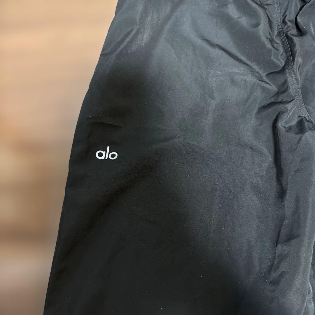 Alo yoga トラックパンツズボン