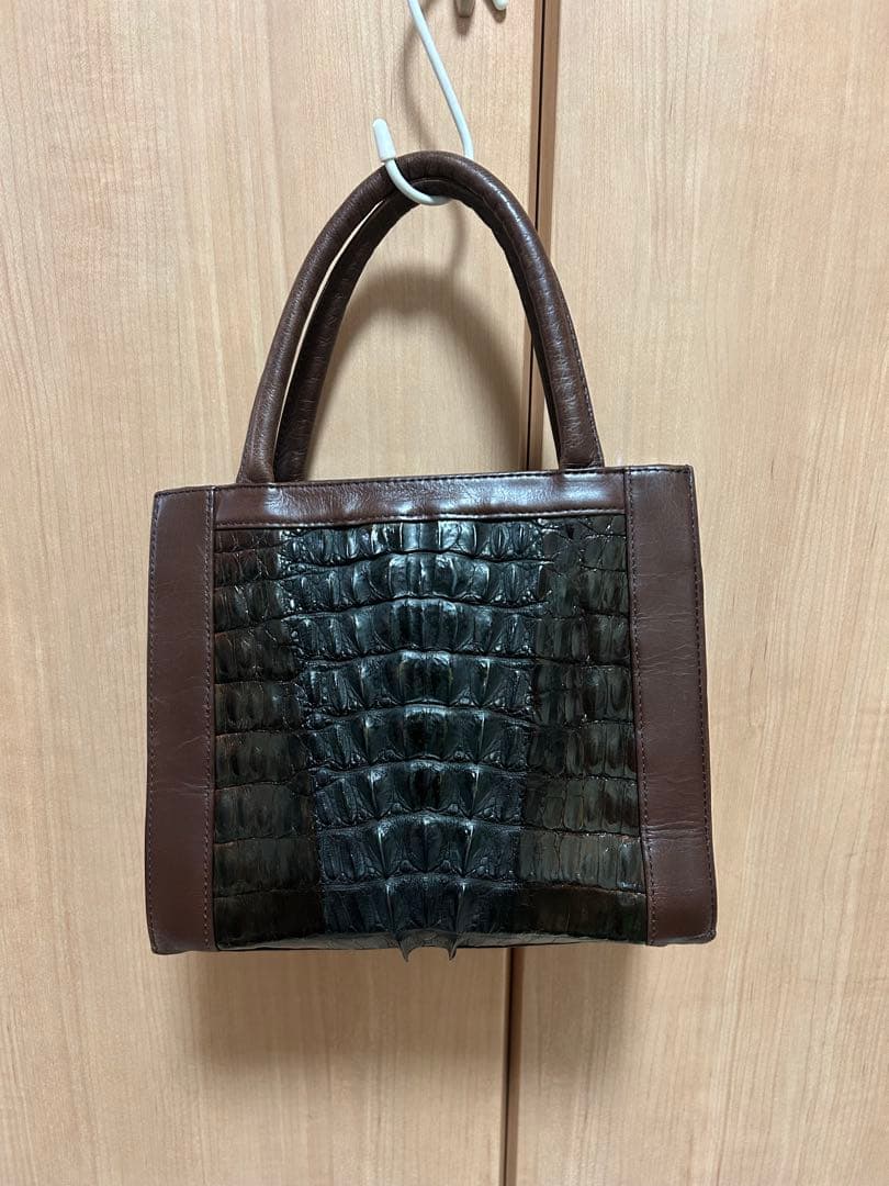 オーダーバック　ワニ革と牛革のコンビ