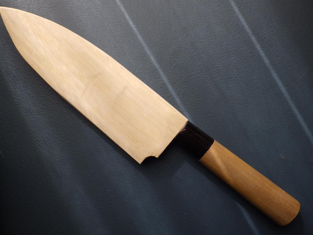 正義作★出刃包丁・本水牛天然木柄★㊨手研ぎ済み・堺打刃物▲記名有▲