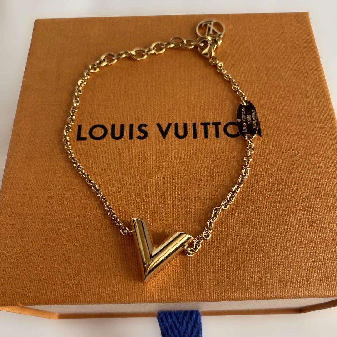 ルイ・ヴィトン(ブレスレット・エセンシャルV)