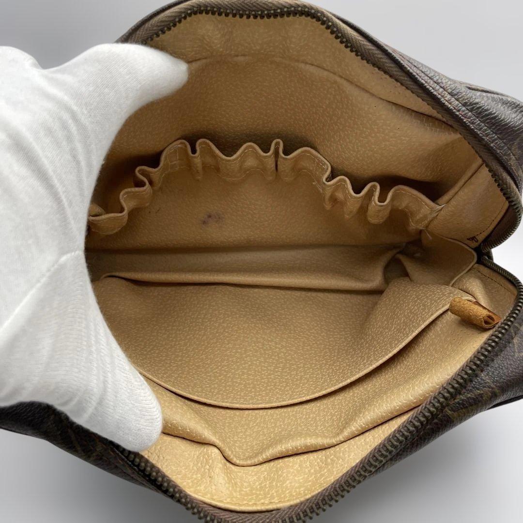 ルイヴィトン　トゥルーストワレット　23