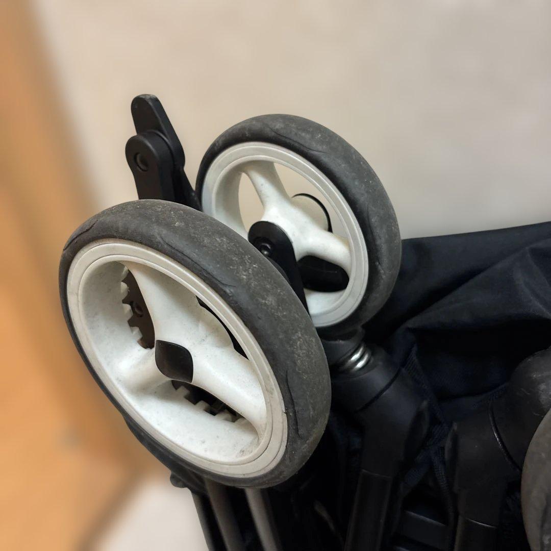 サイベックス　リベル　グレー　軽量折りたたみベビーカー 黒/グレー