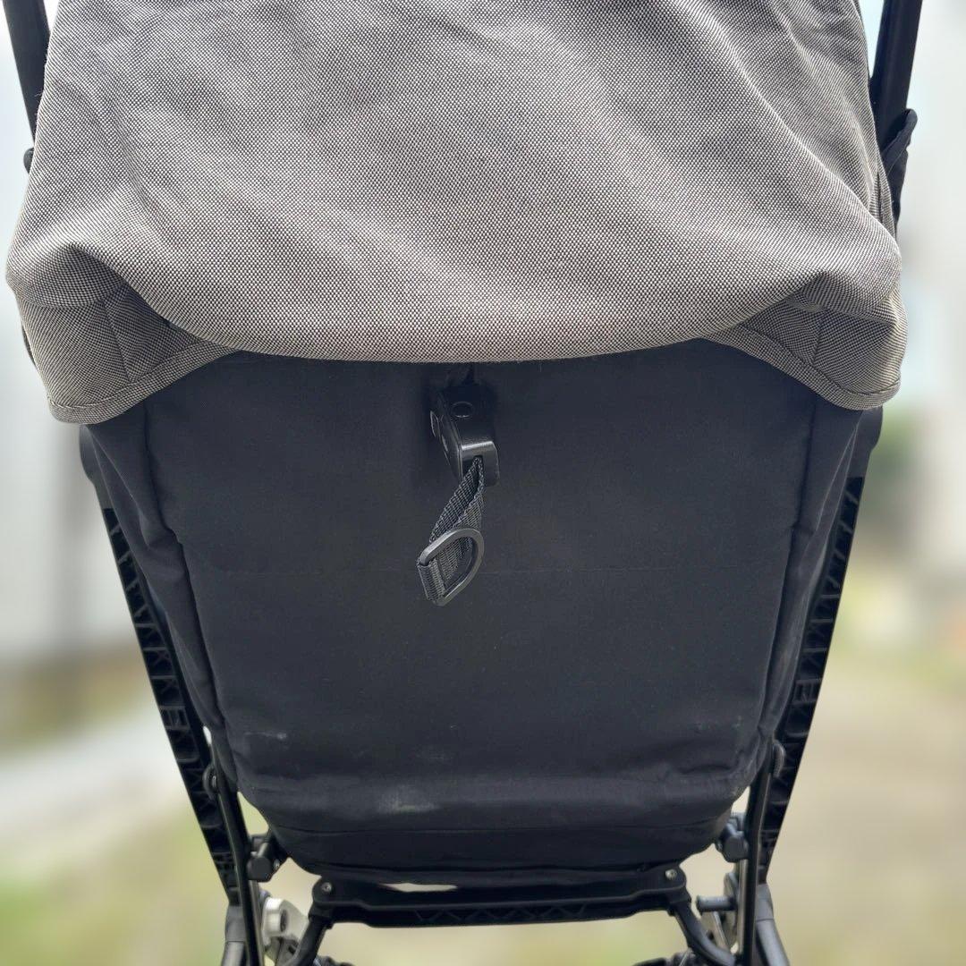 サイベックス　リベル　グレー　軽量折りたたみベビーカー 黒/グレー