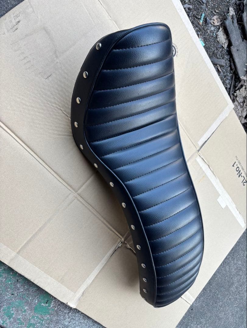 ガレージT&F コブラシート　ドラッグスター250用