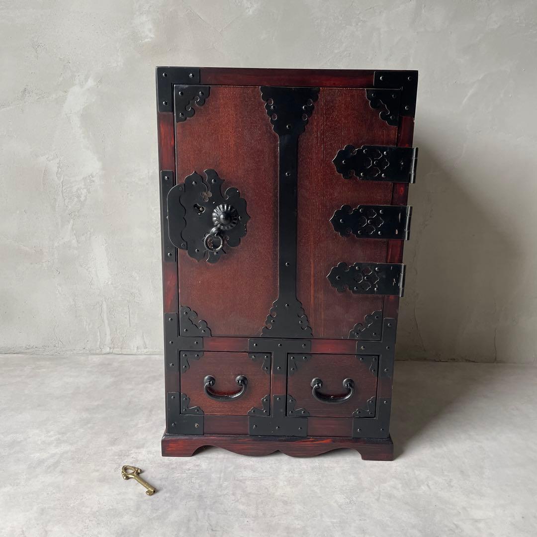仙台箪笥　時代箪笥　和風家具　キャビネット　木製　レトロ　鍵つき