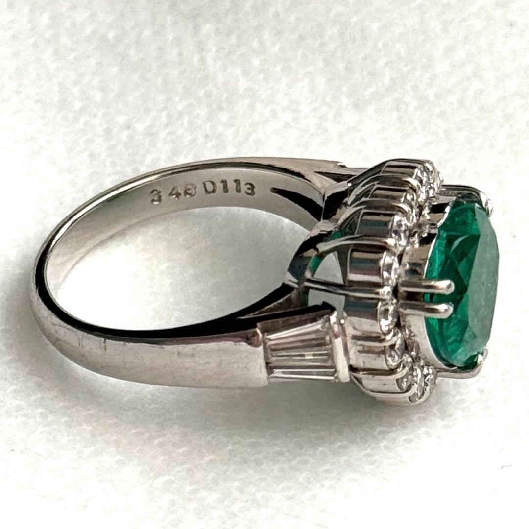 エメラルド　指輪