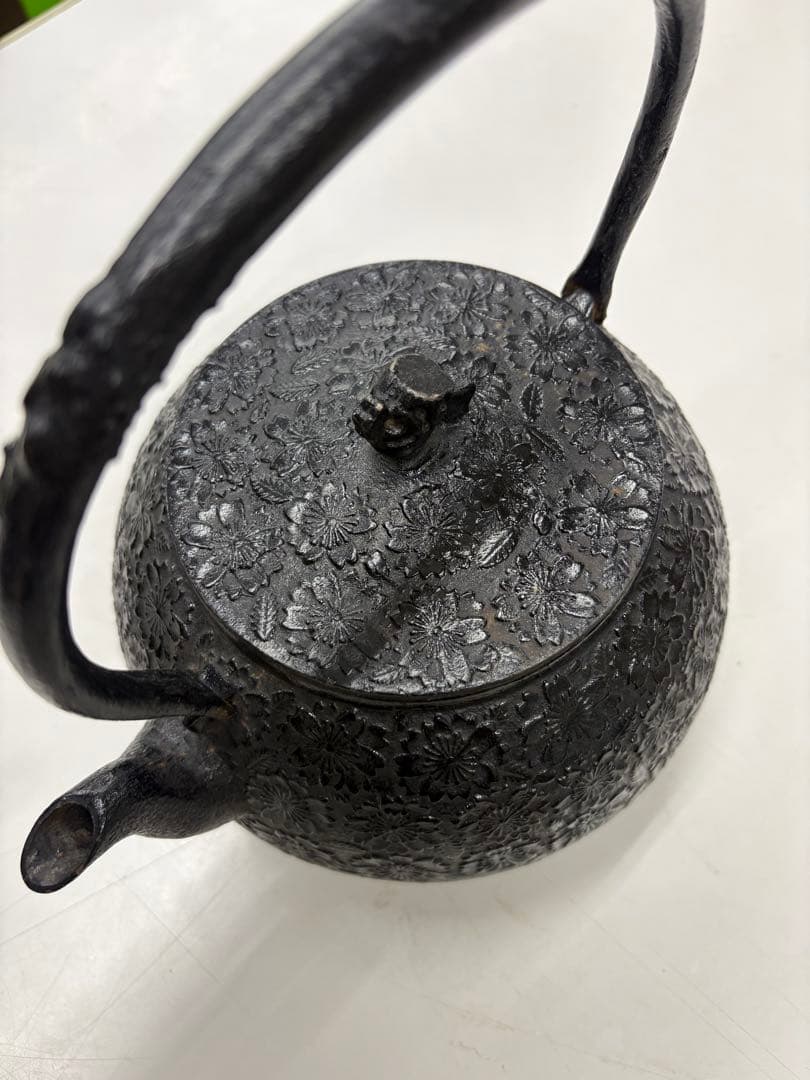 三巌堂　南部鉄器　鉄瓶