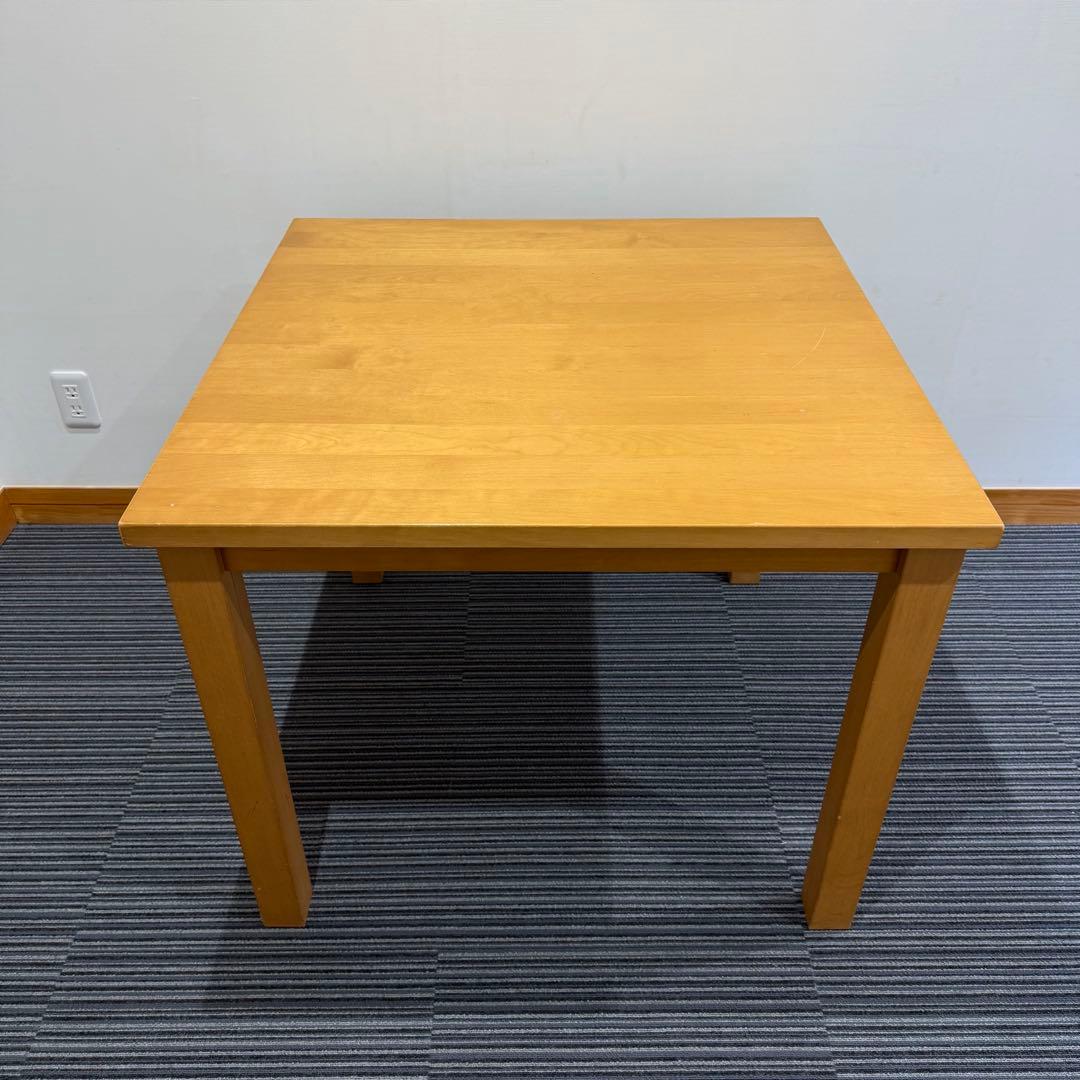 無印良品 バーチ材 木製テーブル 85cm×85cm