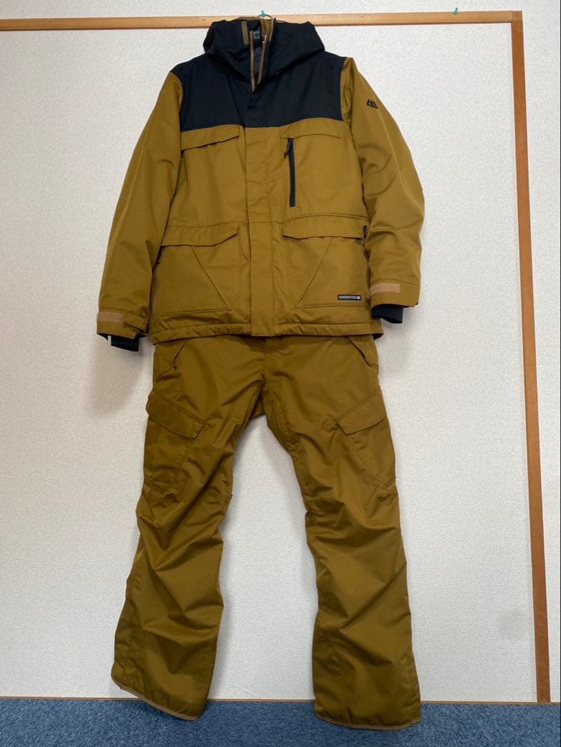 686 Infinty Insulatad 22-23 スノーボードウェア