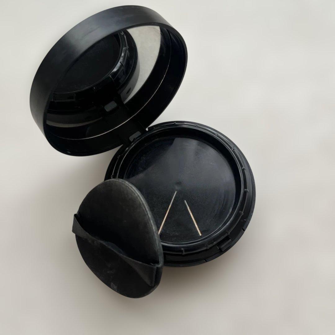 NINE グラウンディングファンデーション 本体のおまけ付き