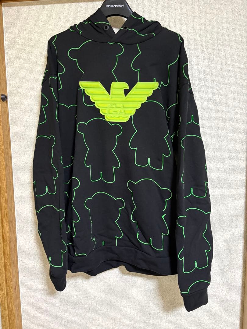 エンポリオアルマーニマンガベアイーグルワッペン付きパーカー