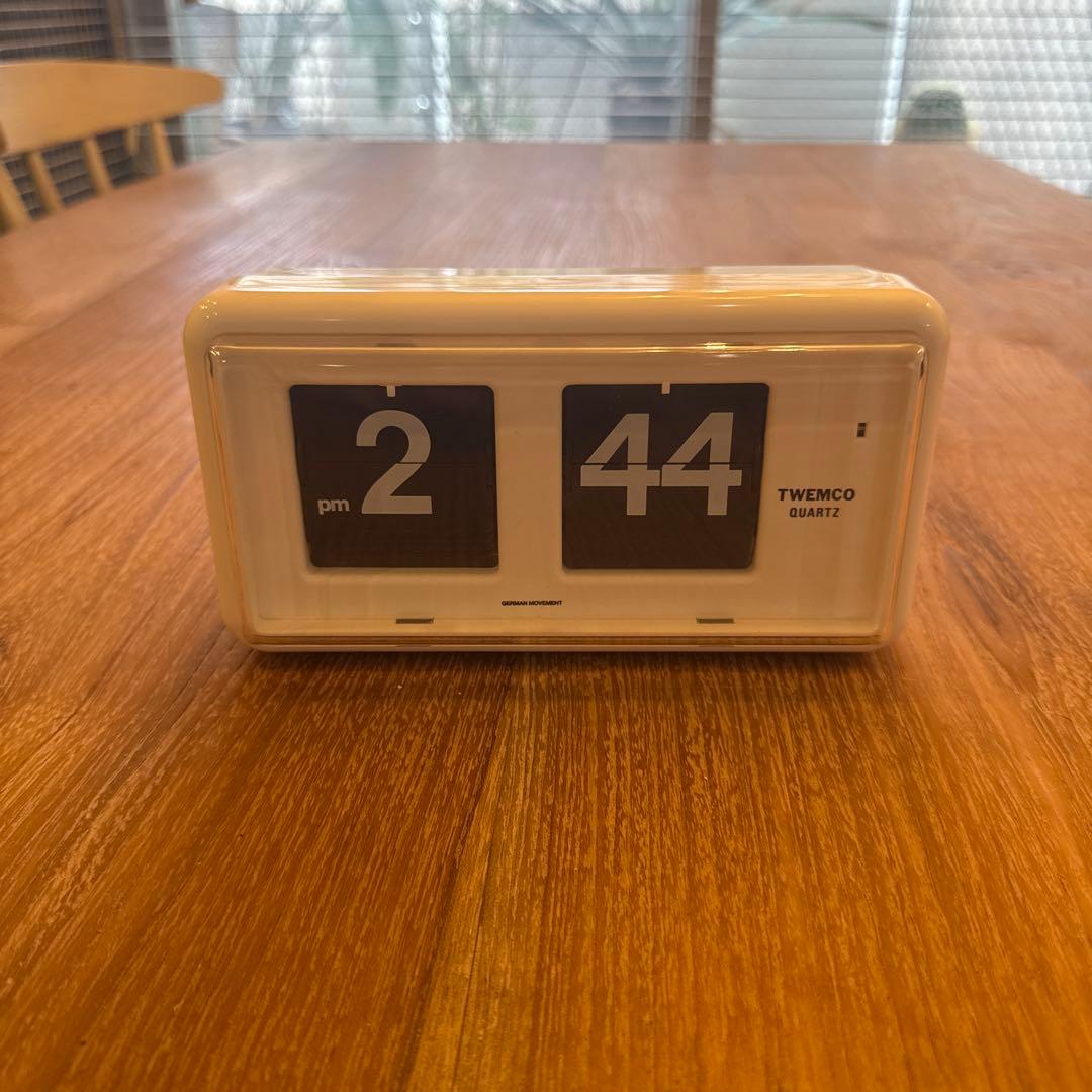 TWEMCO デジタルパタパタ置時計 ホワイト