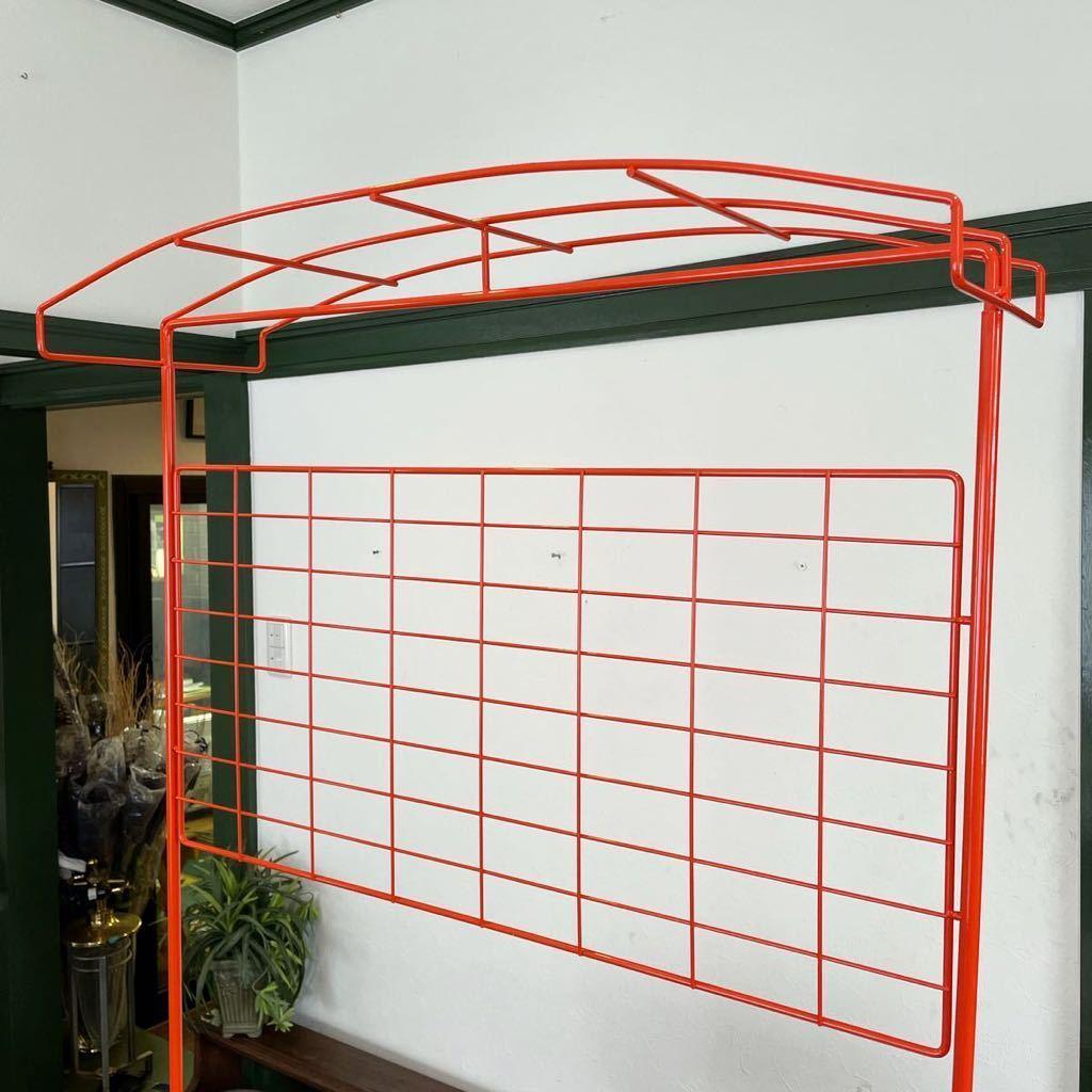 r118 ディテールにこだわったエレガントな雰囲気のワゴン ディスプレイワゴン