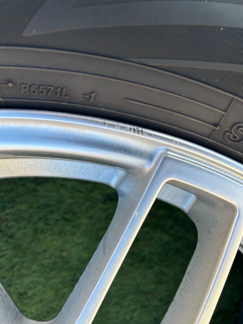 atractiveクラウンクロスオーバーYOKOHAMA スタッドレスタイ