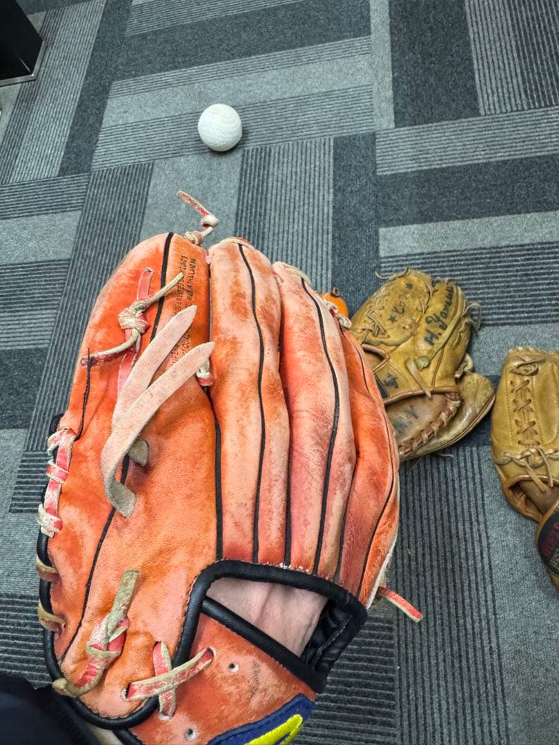 野球グローブ 5個