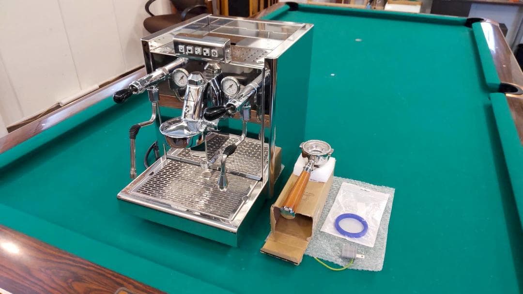 エスプレッソマシン　付属品付き　ECM Elektronika Profi2
