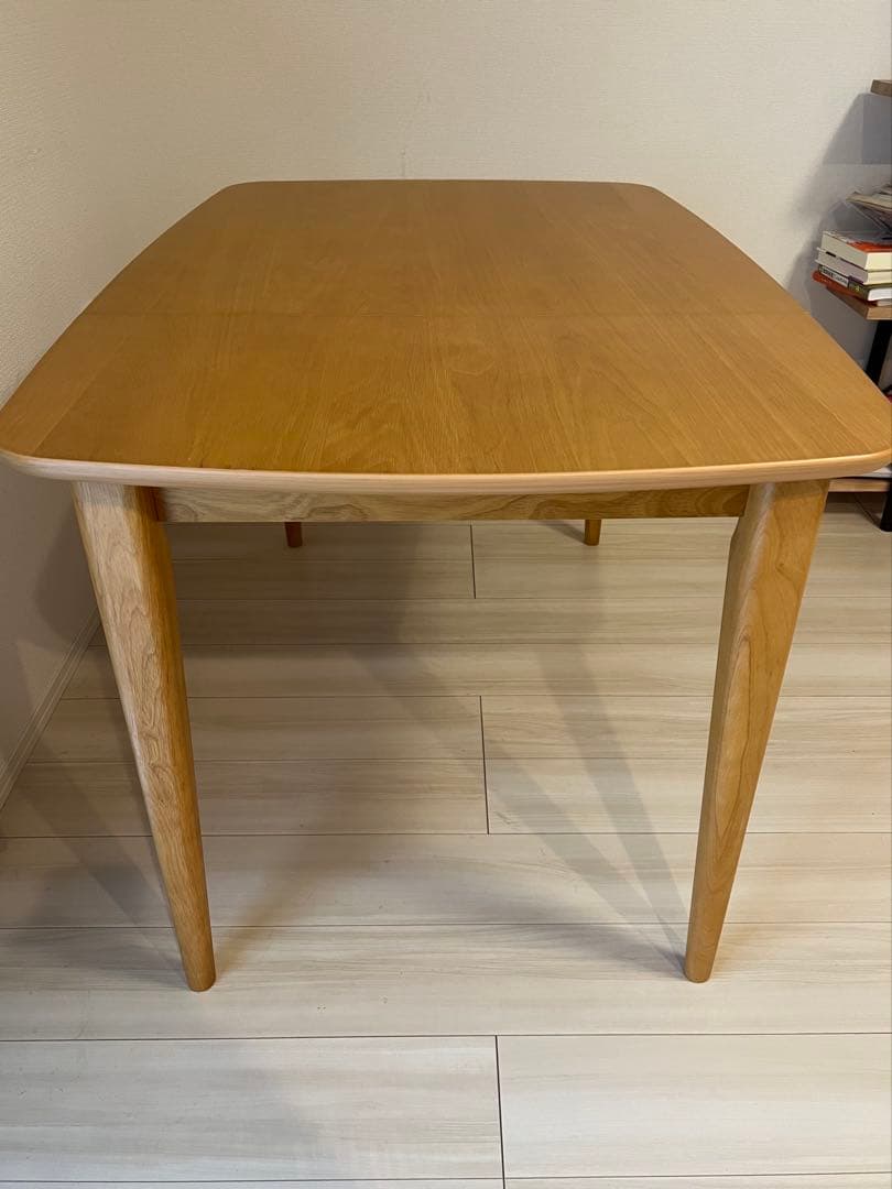 【直接受け渡しのみ】ニトリ伸長式ダイニングテーブル