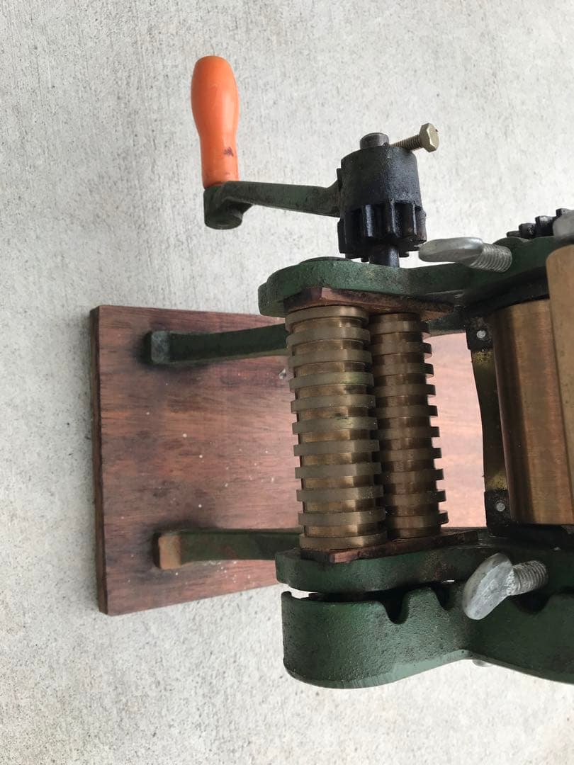 小野両刃製麺機(C047)