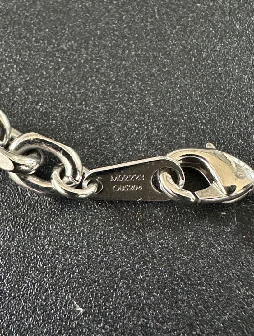 LOUIS VUITTON シルバーネックレス