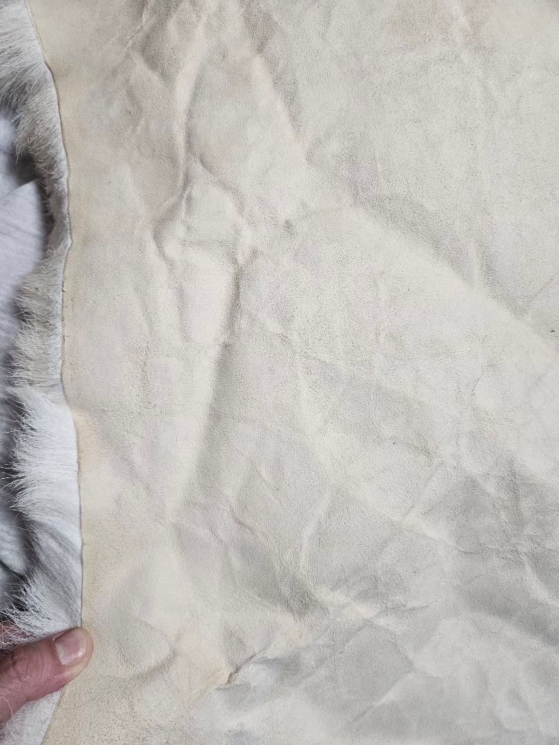 ​極美品 トナカイ 毛皮 フィンランド産 ラグ 大判・臭いなし