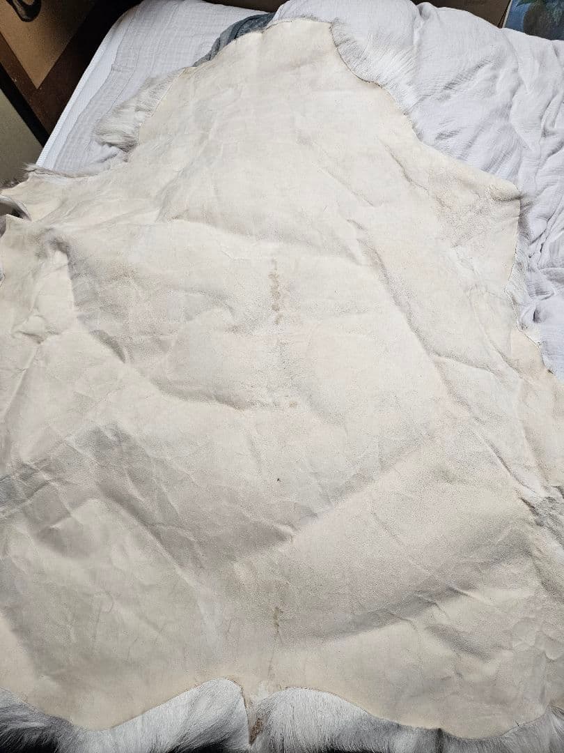 ​極美品 トナカイ 毛皮 フィンランド産 ラグ 大判・臭いなし