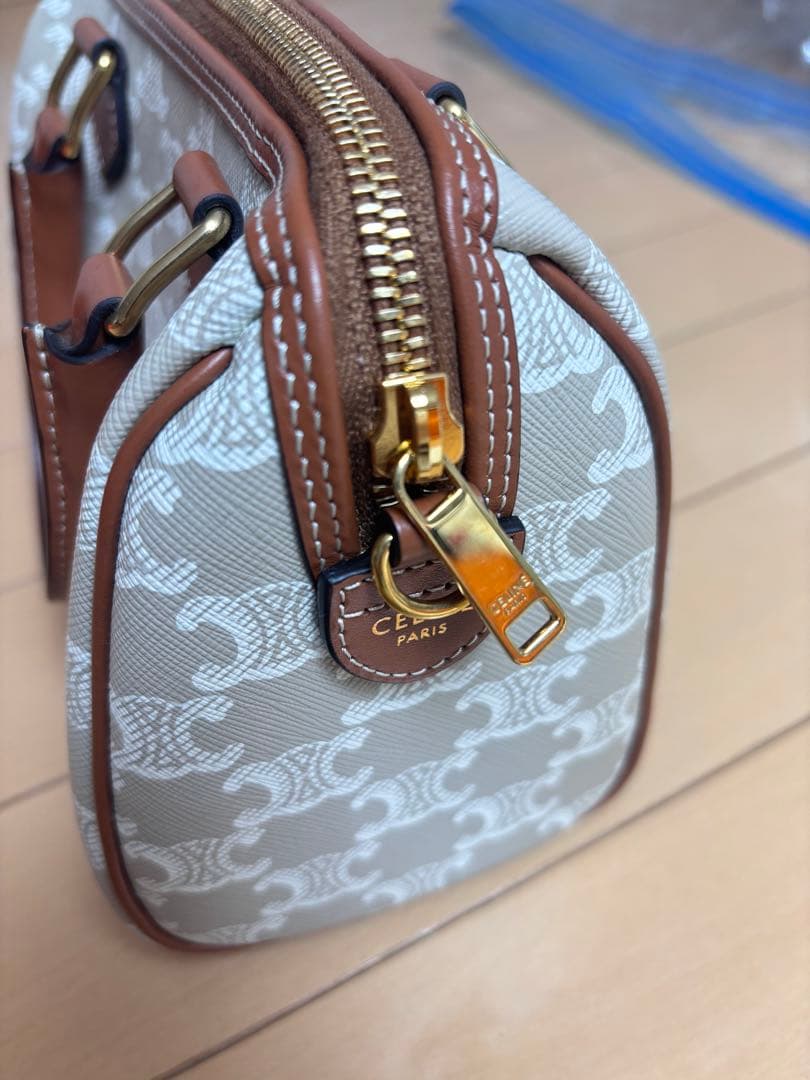 CELINE トリオンフ ボストン グレージュ