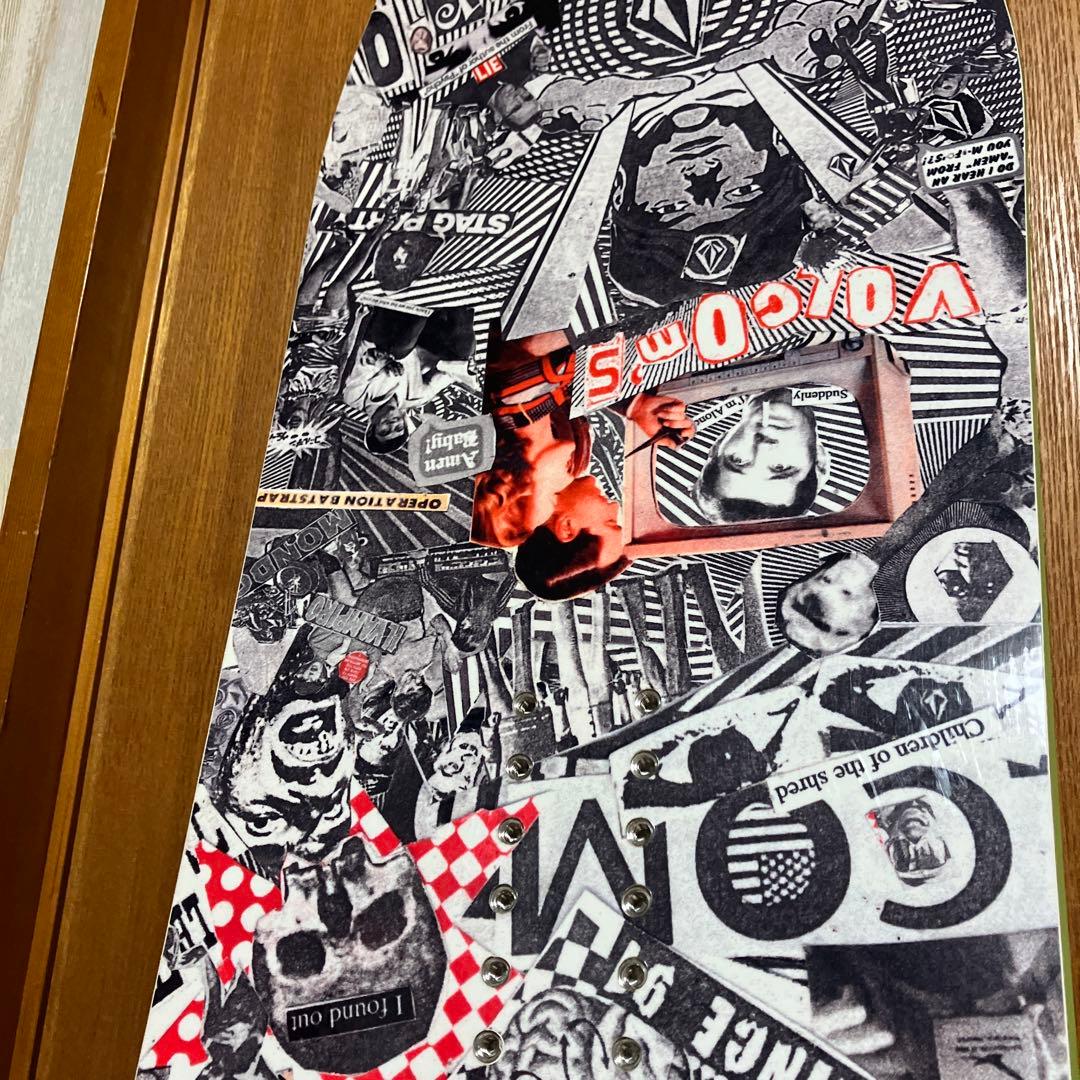 28 訳あり　レア‼︎ ボルコム volcom 非売品　スノーボード　ボード　板