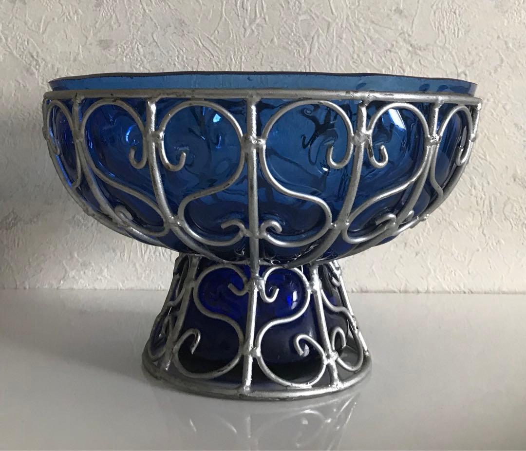 ヴィンテージ　青色高台器　ガラス球体 装飾金属ワイヤー付き